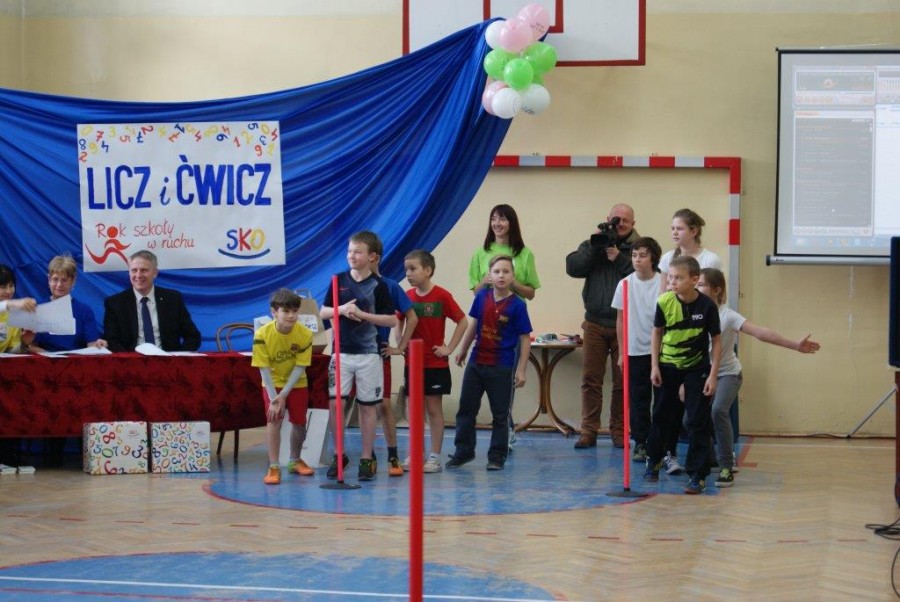 Szkolny turniej „ĆWICZ I LICZ” w SP nr 3