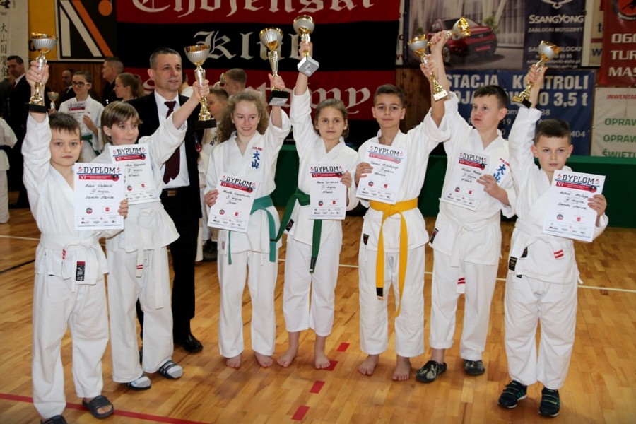 Pierwsze medale Oyama Karate w 2017 roku