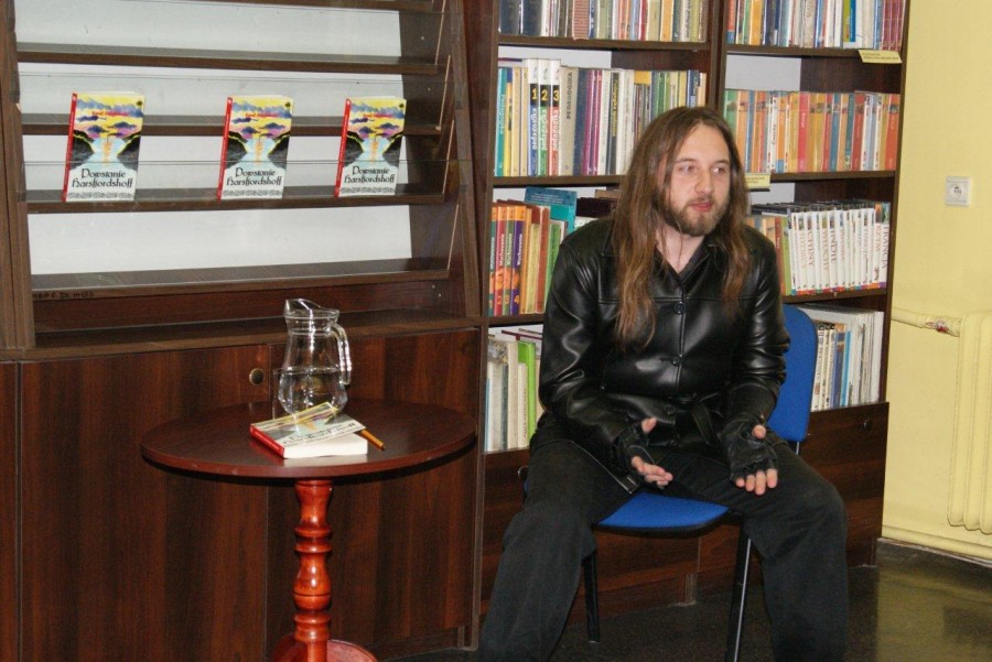 Spotkanie autorskie z Kamilem Gołębowskim