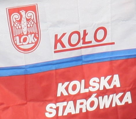 Zdjęcie przedstawia flagę LOK.