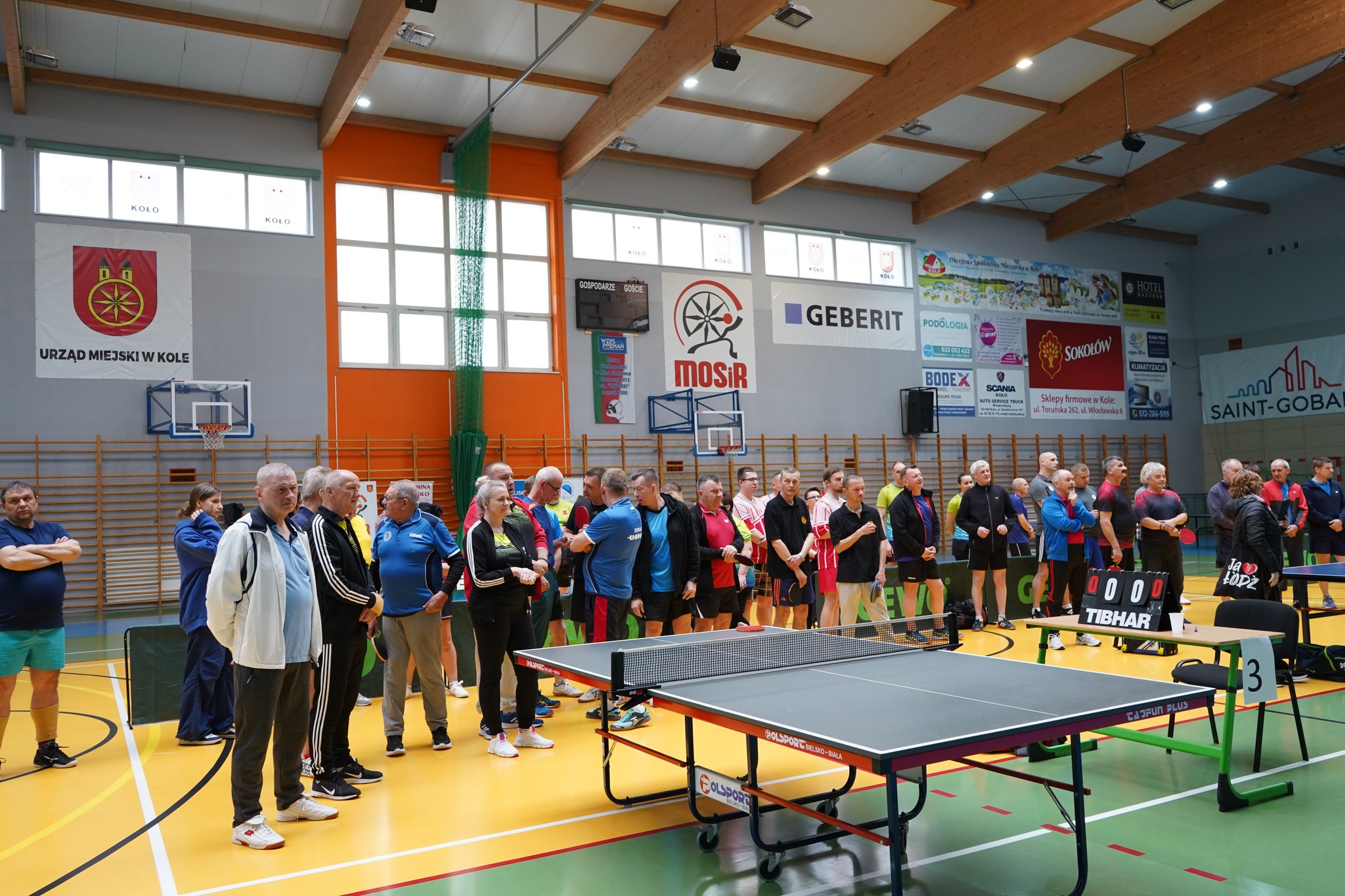 Uczestnicy VIII Mistrzostwa Polski w Tenisie Stołowym Stowarzyszeń i Klubów Abstynenckich